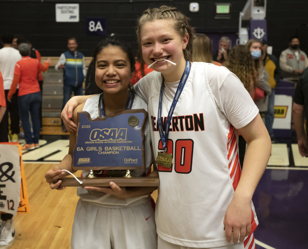 z Beaverton Barlow girls basketball Taylor Balkom 20